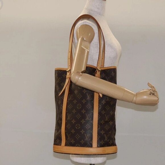LOUIS VUITTON Monogram Bucket GM Shoulder Bag - Picture 13 of 15